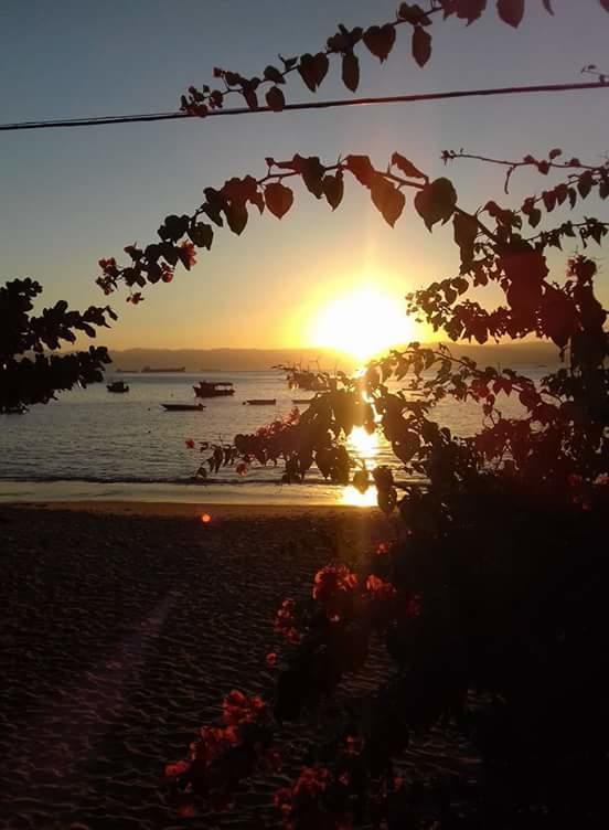 Nena'S Suites Praia de Araçatiba Εξωτερικό φωτογραφία